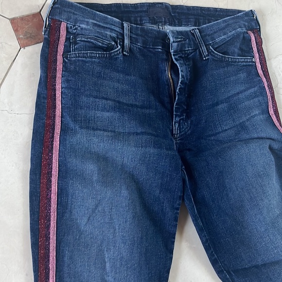 Mother jeans with stripe down side. Size 29 - Picture 2 of 4